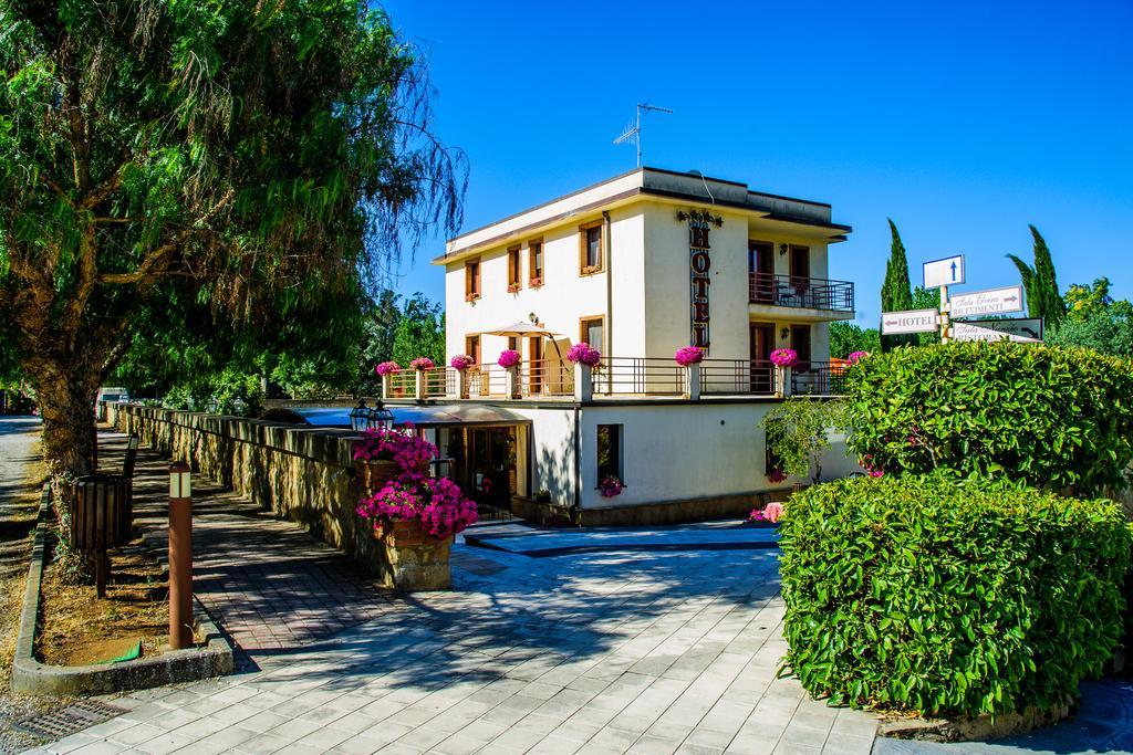 Hotel Al Ritrovo Piazza Armerina Exterior foto